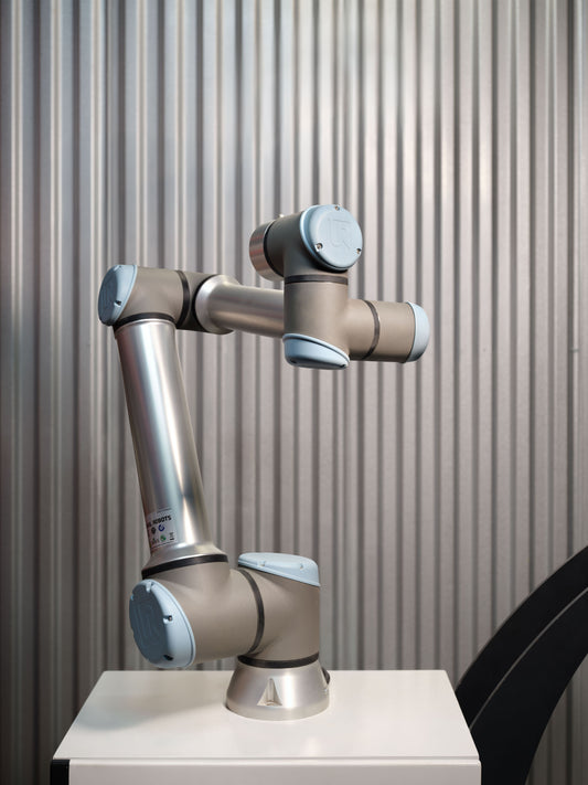 Universal Robots UR5e Collaborative Robot - 🔁 Certified Pre-Owned